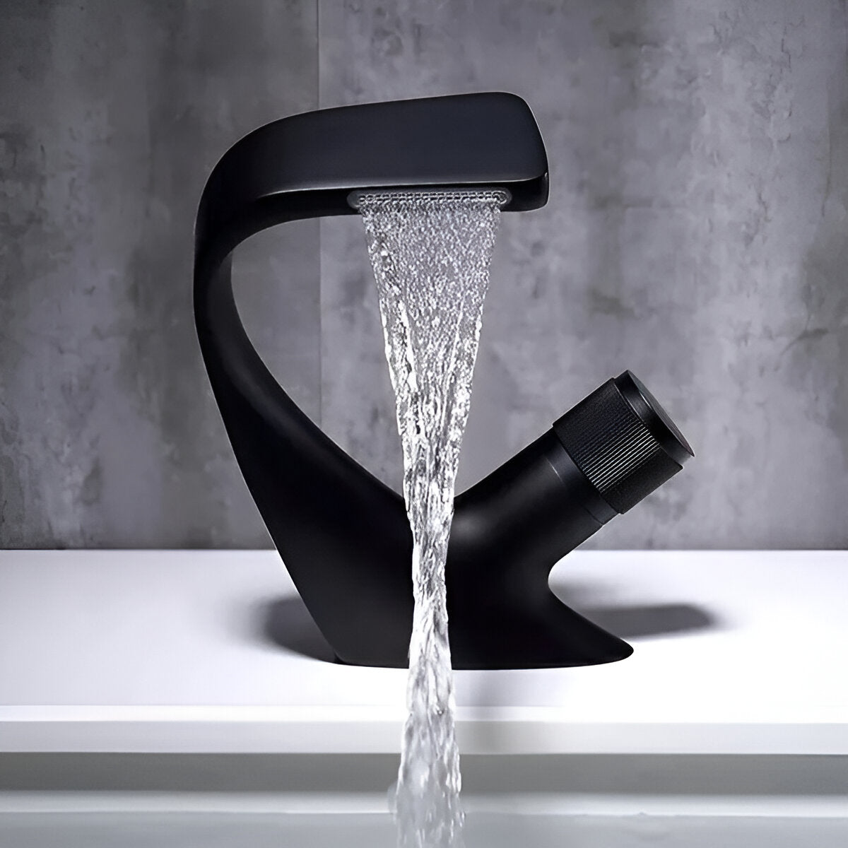 Waterfall bath deals faucet