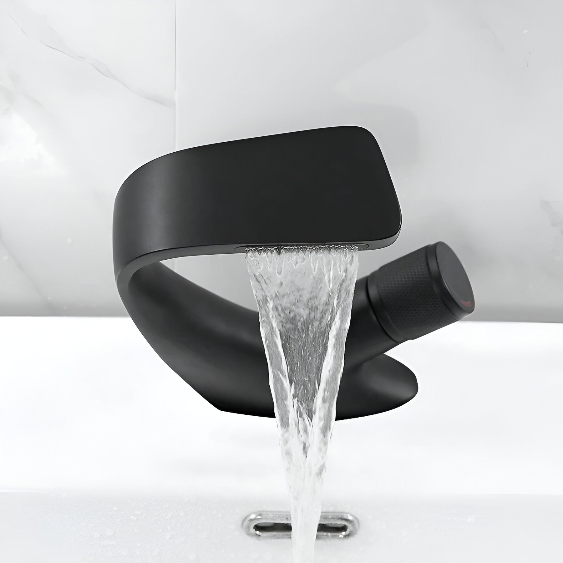 Black luxury bathroom faucet