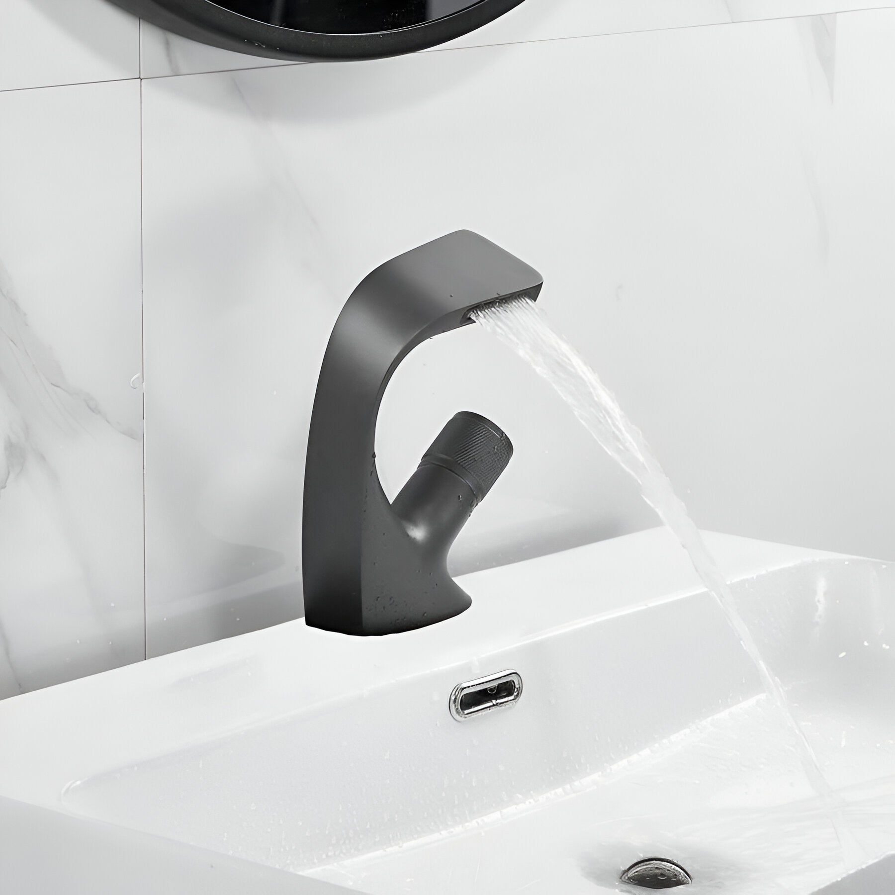 Waterfall single handle bathroom outlet sink faucet